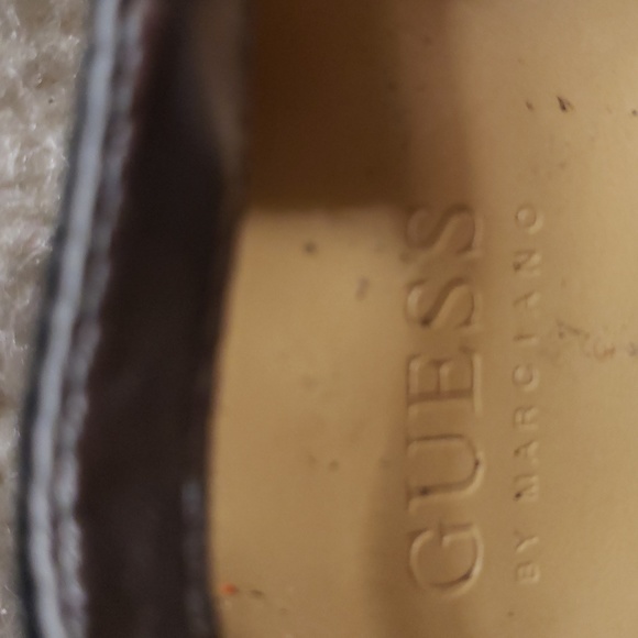 🏵🦋 Guess fringe sandals - Picture 9 of 9